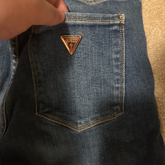 Gorgeous GUESS Jeans!! - Picture 4 of 7